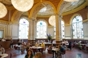 Victoria and Albert Museum Eating